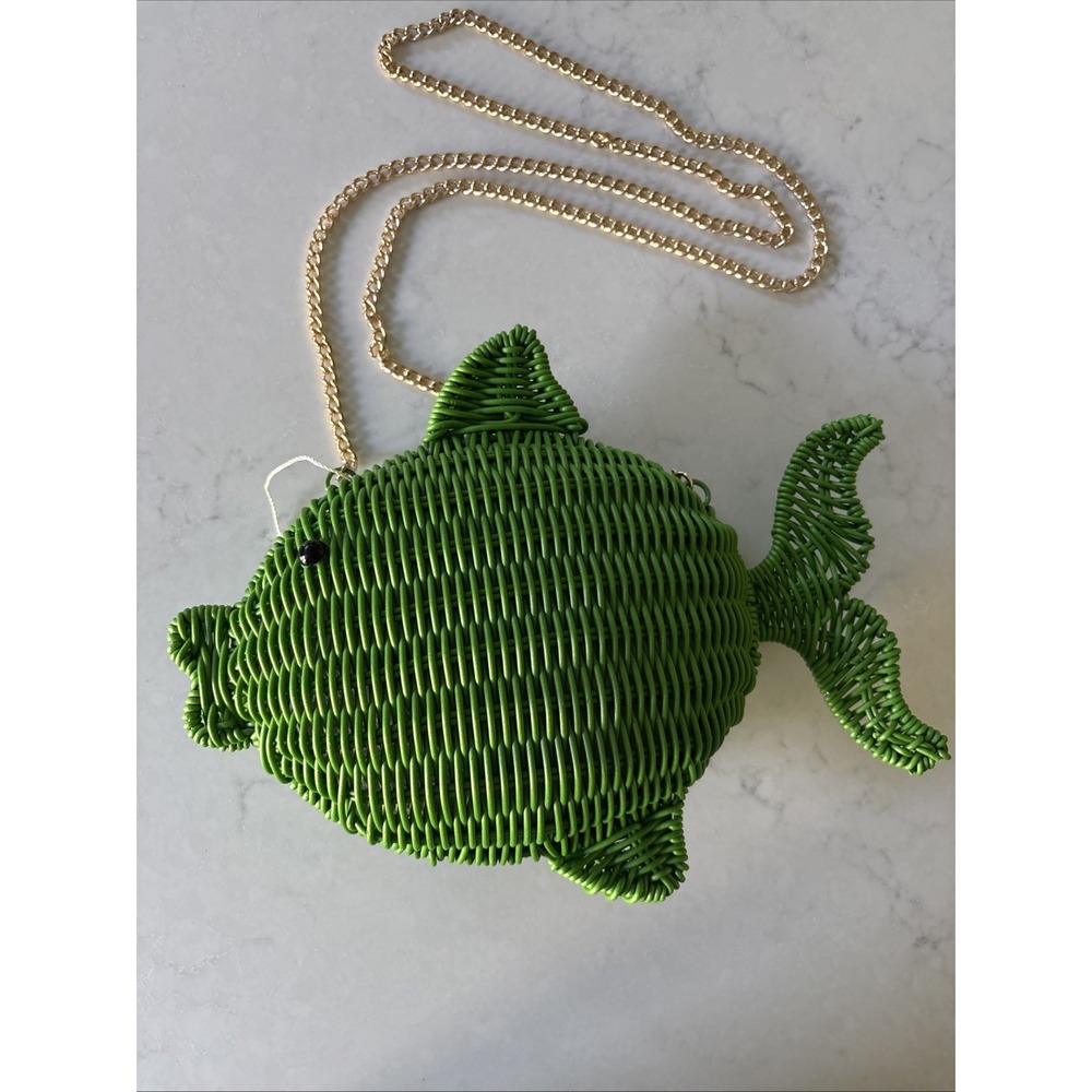 Tommy Bahama Green Woven Tropical Fish Clutch Crossbody Purse Bag VIRAL Rattan